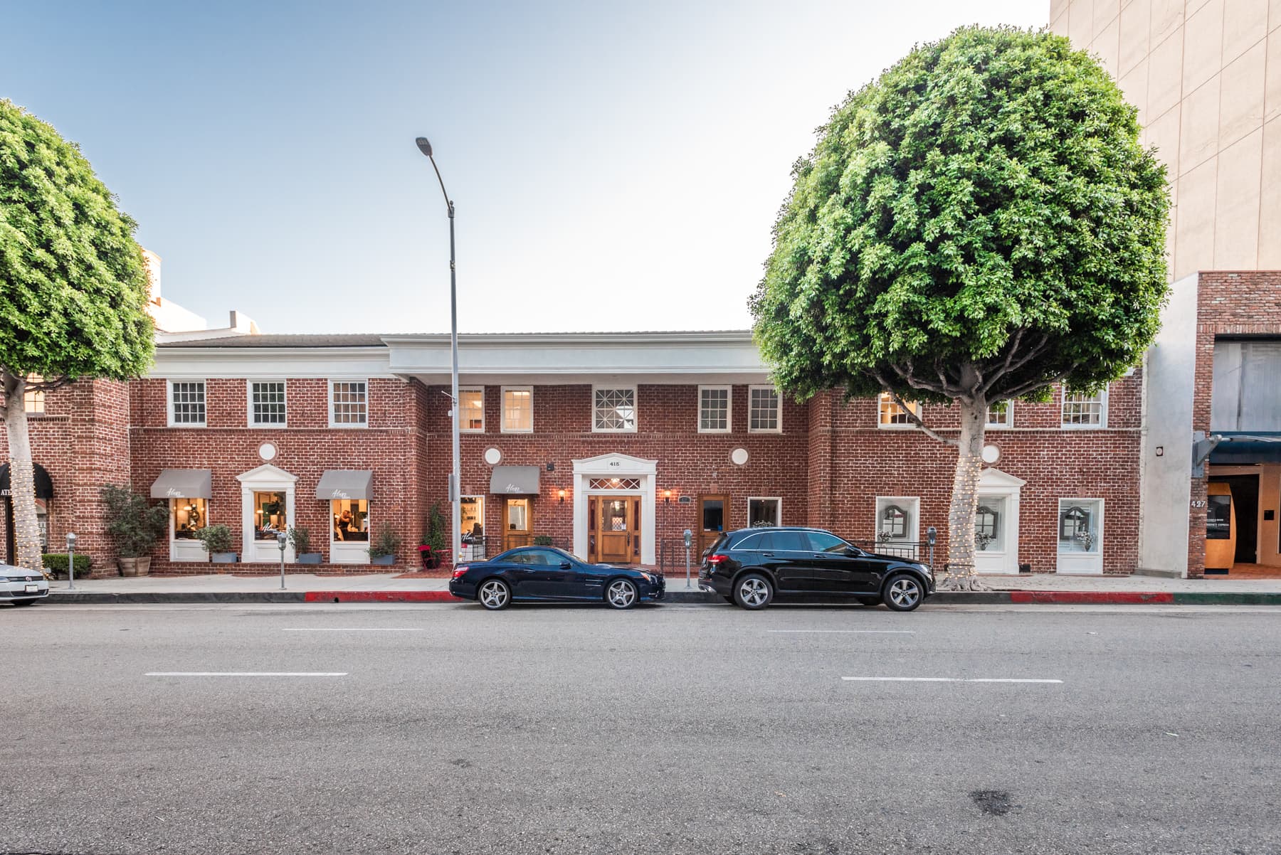415 North Camden Drive, Suite 111 building